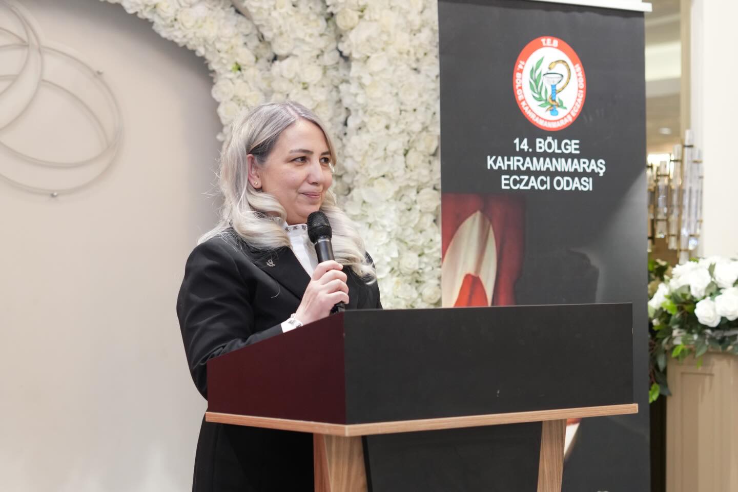 14. Bölge Eczacılar Odası Başkanı Ebru Kaya, bazı internet sitelerinde