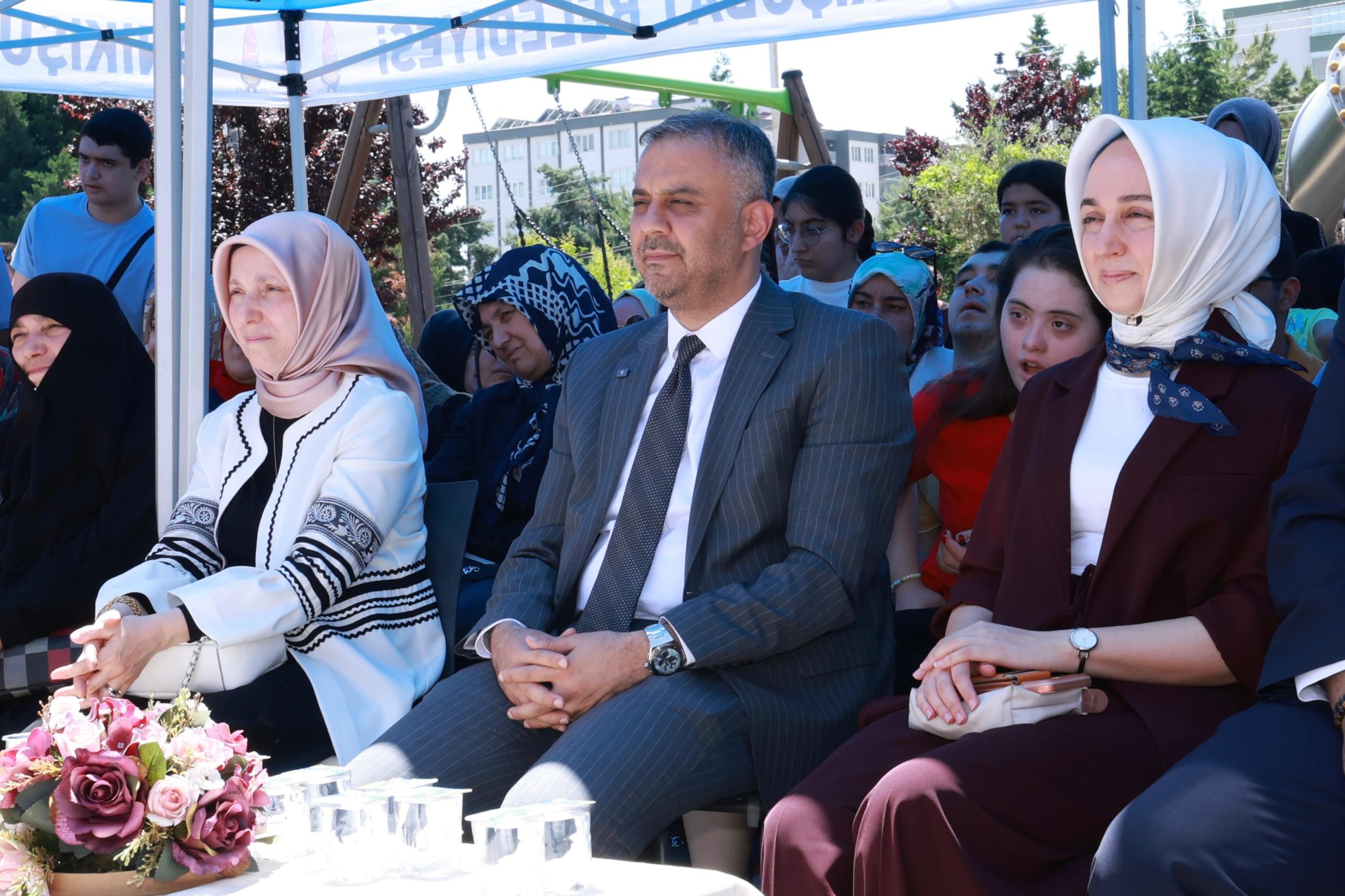 Onikişubat Belediyesi bünyesinde faaliyetlerini sürdüren Hamidiye-Bekir Topçuoğlu Özel Eğitim ve