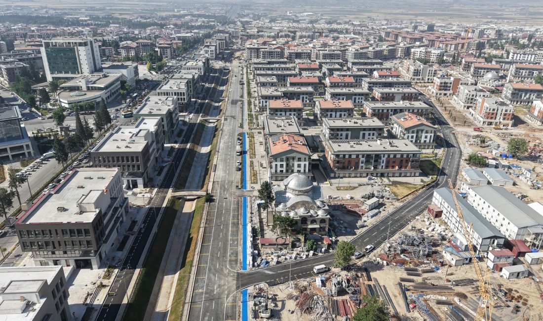 Büyükşehir Belediyesi, Azerbaycan Mahallesi’nin 3 ana arterini yaklaşık 18 Milyonluk