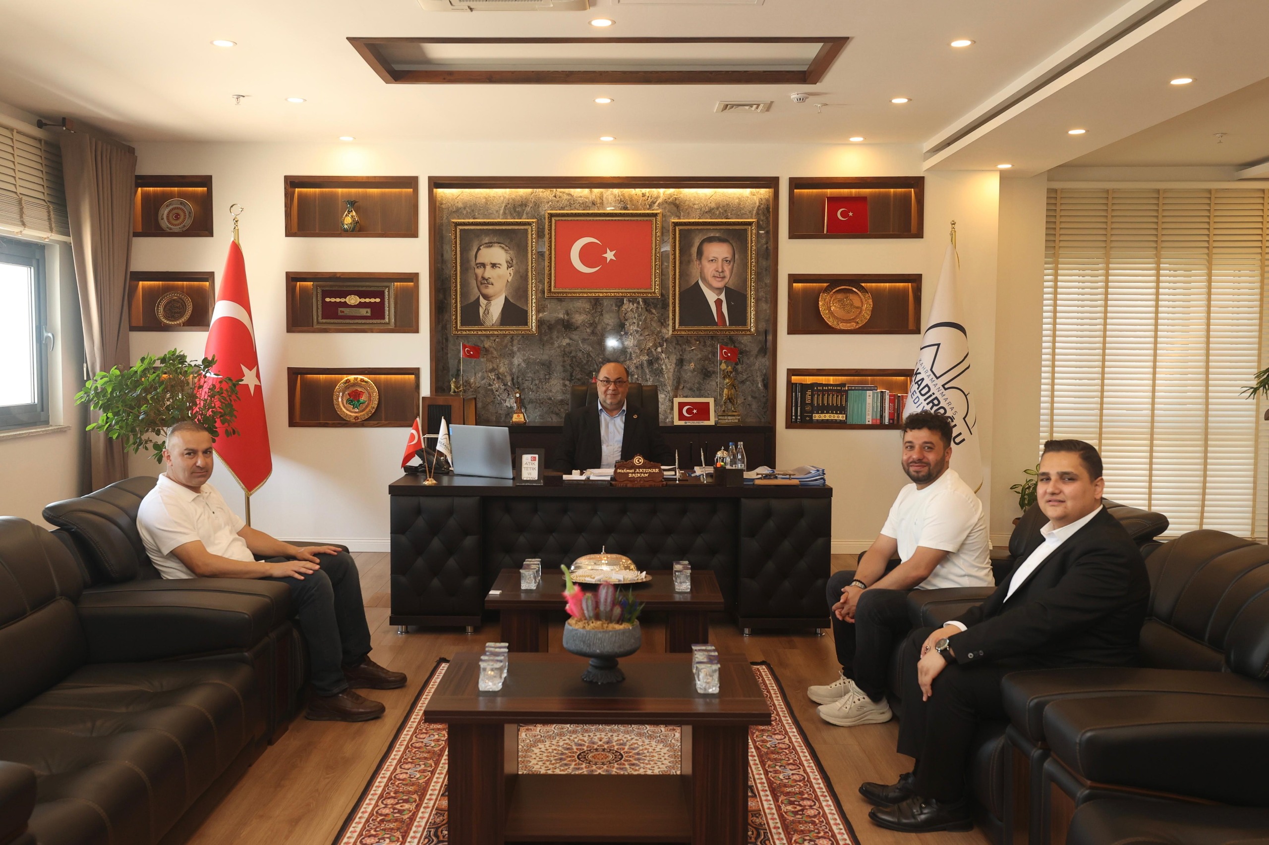 Okul saldırısında şehit olan öğrencilerden Merhum Kerem Erdem Güngör’ün babası