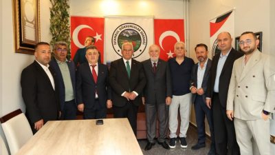 Göksun Belediye Başkanı Selim Cüce, İstanbul’da faaliyetlerini sürdüren İstanbul Göksunlular