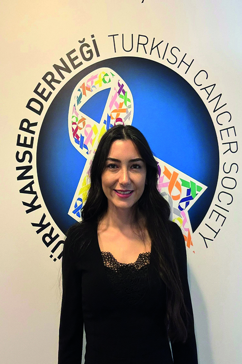 Türk Kanser Derneği Sağlık Direktörü Ezgi Polat, yaz sıcaklarının özellikle kanser tedavisi