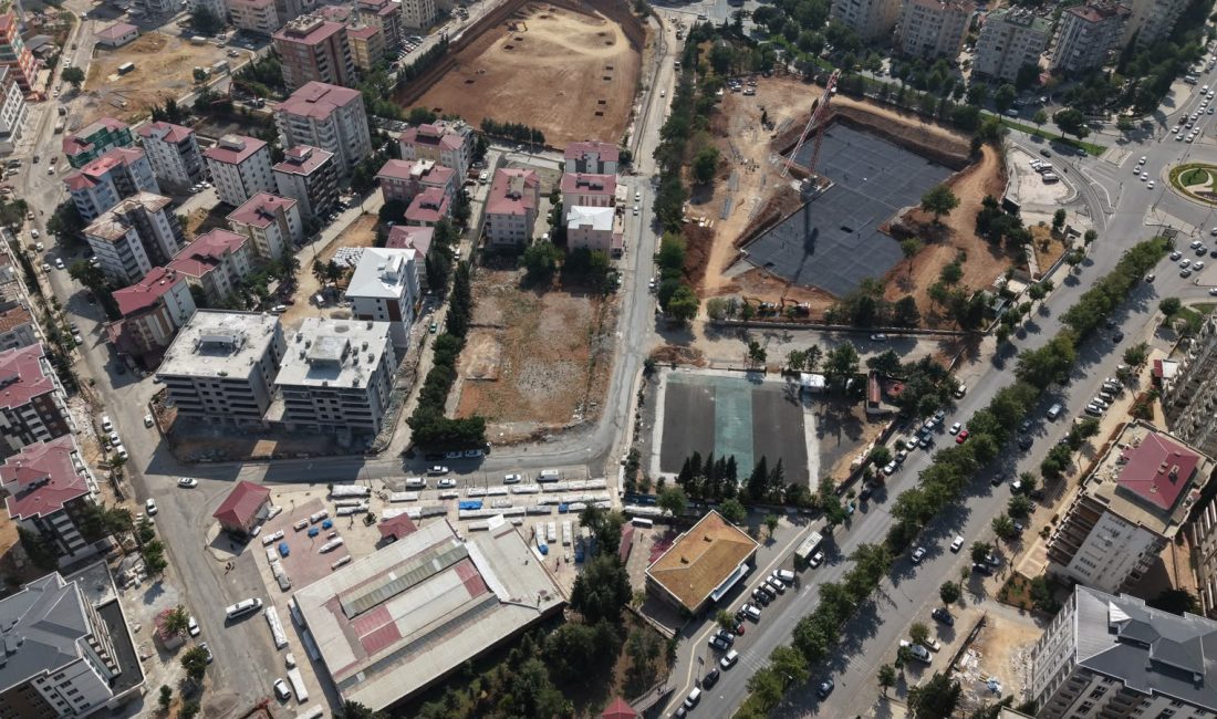 Necip Fazıl Kısakürek Kültür Merkezi ve Meydan Projesi kapsamında bölgedeki