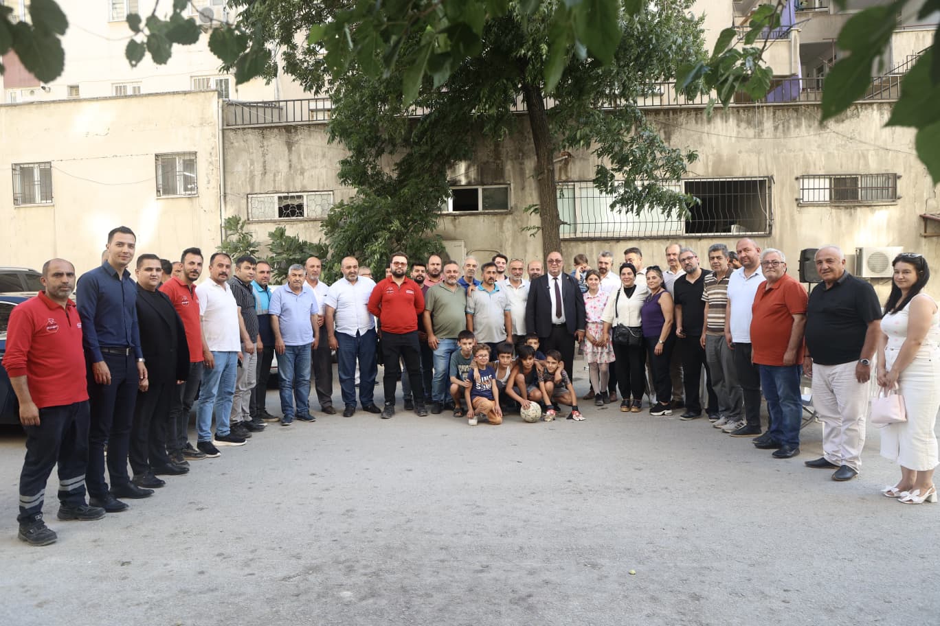 Dulkadiroğlu Belediyesi tarafından düzenli olarak gerçekleştirilen mahalle toplantılarının 97’ncisi, İsmetpaşa