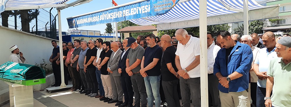 Merhum Gazeteci Fatih Nalbantbaşı ve Eshabil Nalbantbaşı’nın  annesi ve gazeteci