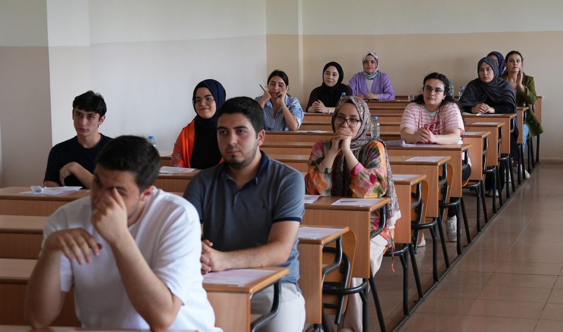 Büyükşehir Belediyesi, KPSS’ye hazırlanan 6 bin adaya sınav öncesi önemli