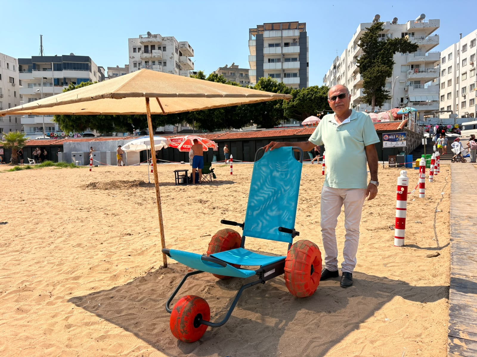 ADANA – Akdeniz’in önemli turizm merkezlerinden Yumurtalık, yenilenen Mavi Bayrağı,