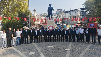Kahramanmaraş’ta 39. Ahilik Haftası kutlama etkinlikleri, Atatürk Anıtı’nda düzenlenen çelenk