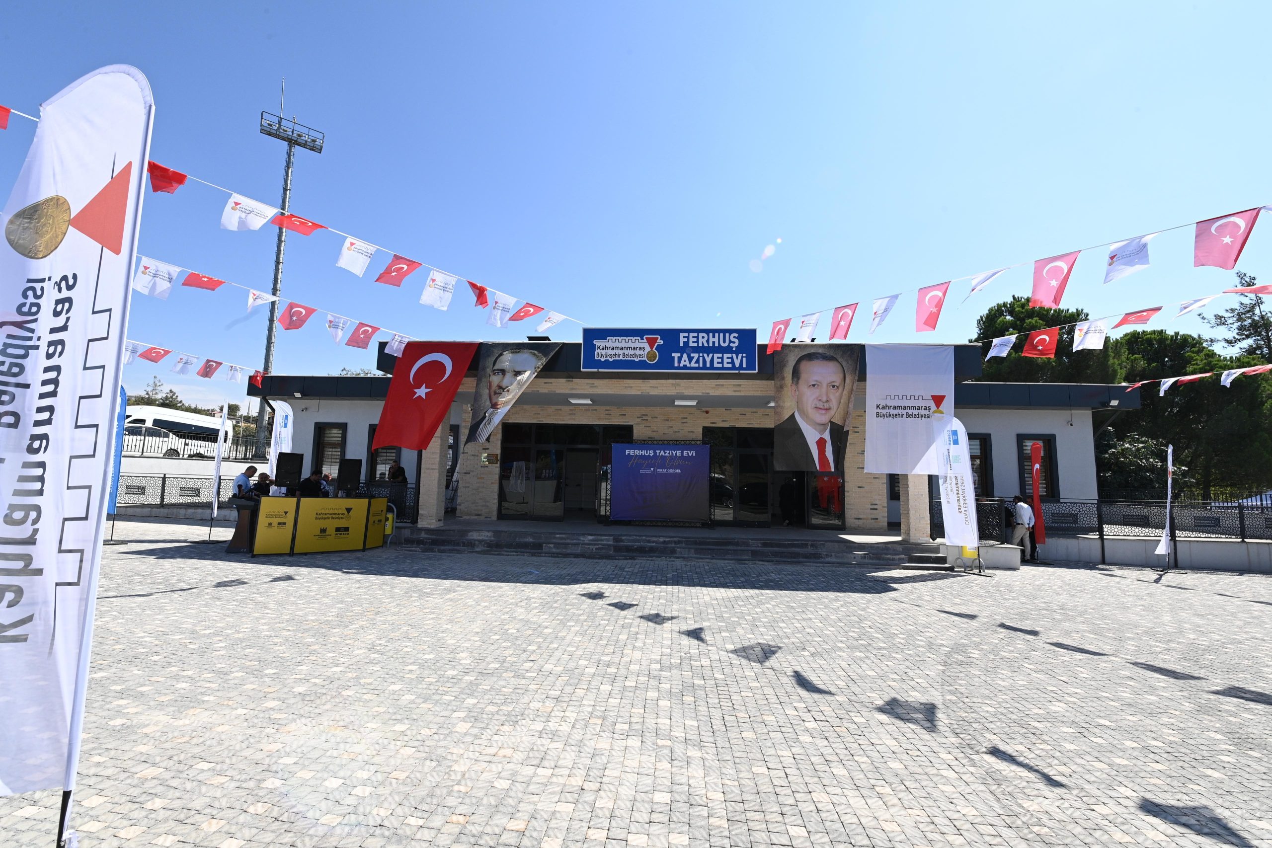 Büyükşehir Belediyesi tarafından Karacasu Ferhuş Mahallesi’nde hayata geçirilen taziyeevi, hizmete