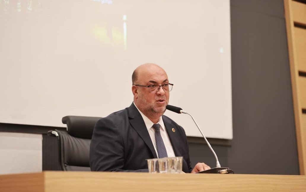 Mehmet Akpınar’dan parti değişikliği sonrası ilk mesaj: “Asıl olan Dulkadiroğlu’dur” Kahramanmaraş’ta siyasi gündemin öne çıkan isimlerinden Dulkadiroğlu Belediye Başkanı Mehmet