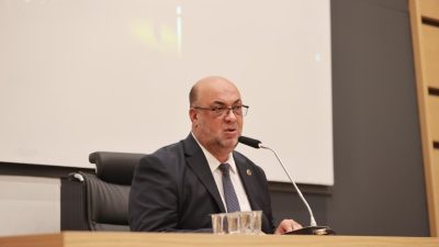 Kahramanmaraş’ta siyasi gündemin öne çıkan isimlerinden Dulkadiroğlu Belediye Başkanı Mehmet