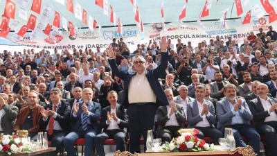 Dulkadiroğlu Belediyesi tarafından geleneksel hale getirilen Bertiz Boyalı Güreş Festivali,