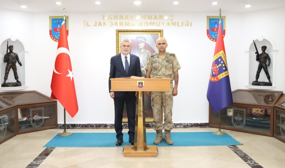 Başkan Görgel’den Gülecen, Kan ve Güler’e Ziyaret Büyükşehir Belediye Başkanı Fırat Görgel, Kahramanmaraş İl Jandarma Komutanı Tuğgeneral
