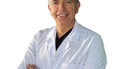 Göz Vakfı Bayrampaşa Göz Hastanesi uzmanlarından Op. Dr. Hakan Taner Özpolat,