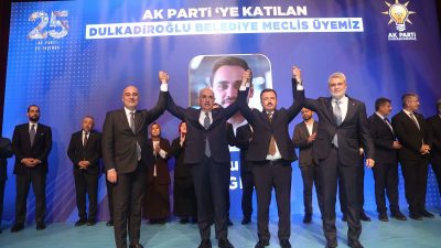Kahramanmaraş’ta siyasi hareketlilik sürerken, Yeniden Refah Partisi’nden AK Parti’ye geçen