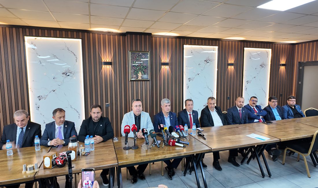 Yeniden Refah Partisi Kahramanmaraş İl Başkanı Muhammed Aydoğar, belediye başkanlarının