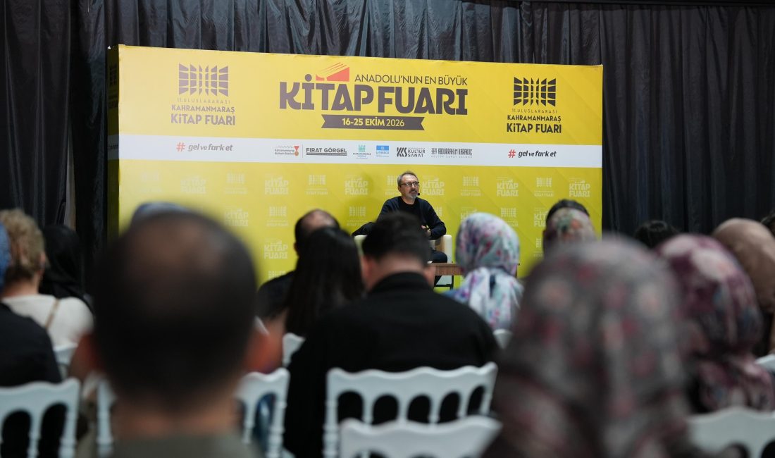Büyükşehir Belediyesinin 11. Uluslararası Kahramanmaraş Kitap Fuarı’nda düzenlenen söyleşide hemşehrileriyle