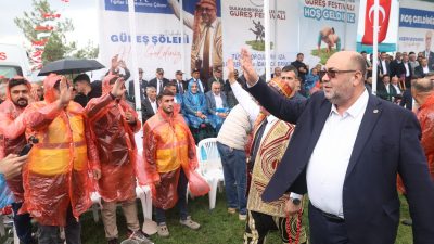 Dulkadiroğlu Belediyesi, ata sporumuz güreşi yaşatmak ve gelecek nesillere aktarmak