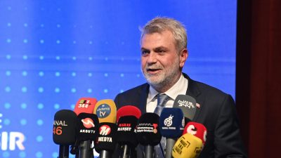 AK Parti İl Danışma Meclisi Toplantısına katılan Başkan Görgel, “Yerel