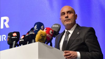 Gül: “Bir ve beraber yürümeye devam edeceğiz” AK Parti Kahramanmaraş Genişletilmiş İl Danışma Meclisi Toplantısı, teşkilat mensuplarının
