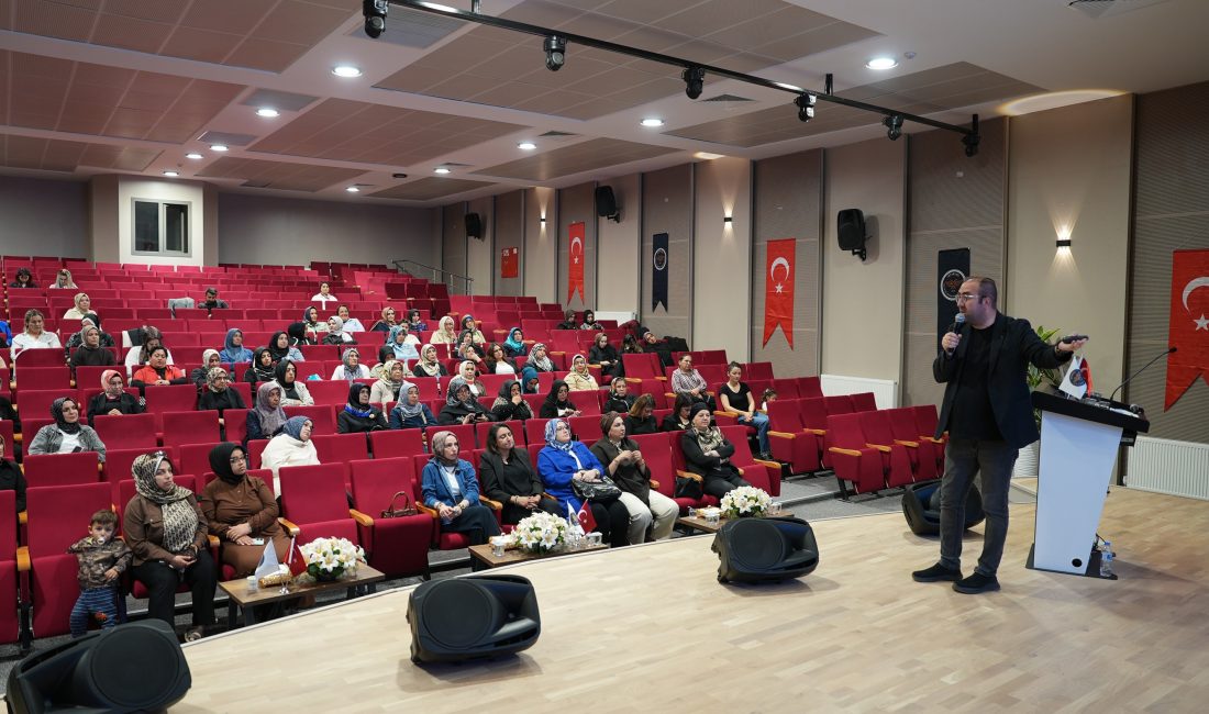 Kadın Üreticiler Büyükşehir’in Destekleriyle Kendilerini Geliştiriyor Büyükşehir Belediyesi, kadın girişimcilerin üretim ve pazarlama becerilerini geliştirmek amacıyla