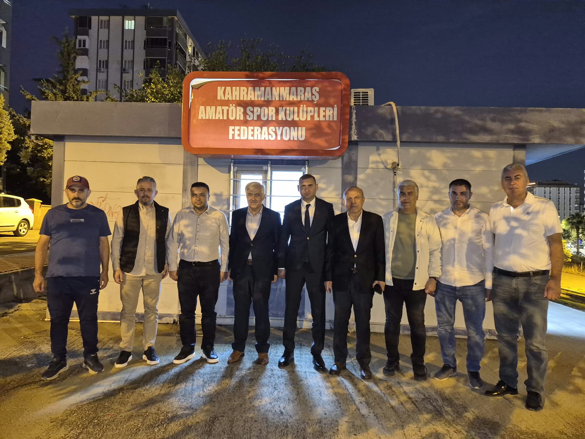 Yasin Özdemir’den Ekrem Karaoğlan’a Hayırlı Olsun Ziyareti Kahramanmaraş Gençlik ve Spor İl Müdürü Yasin Özdemir, 19. Olağan