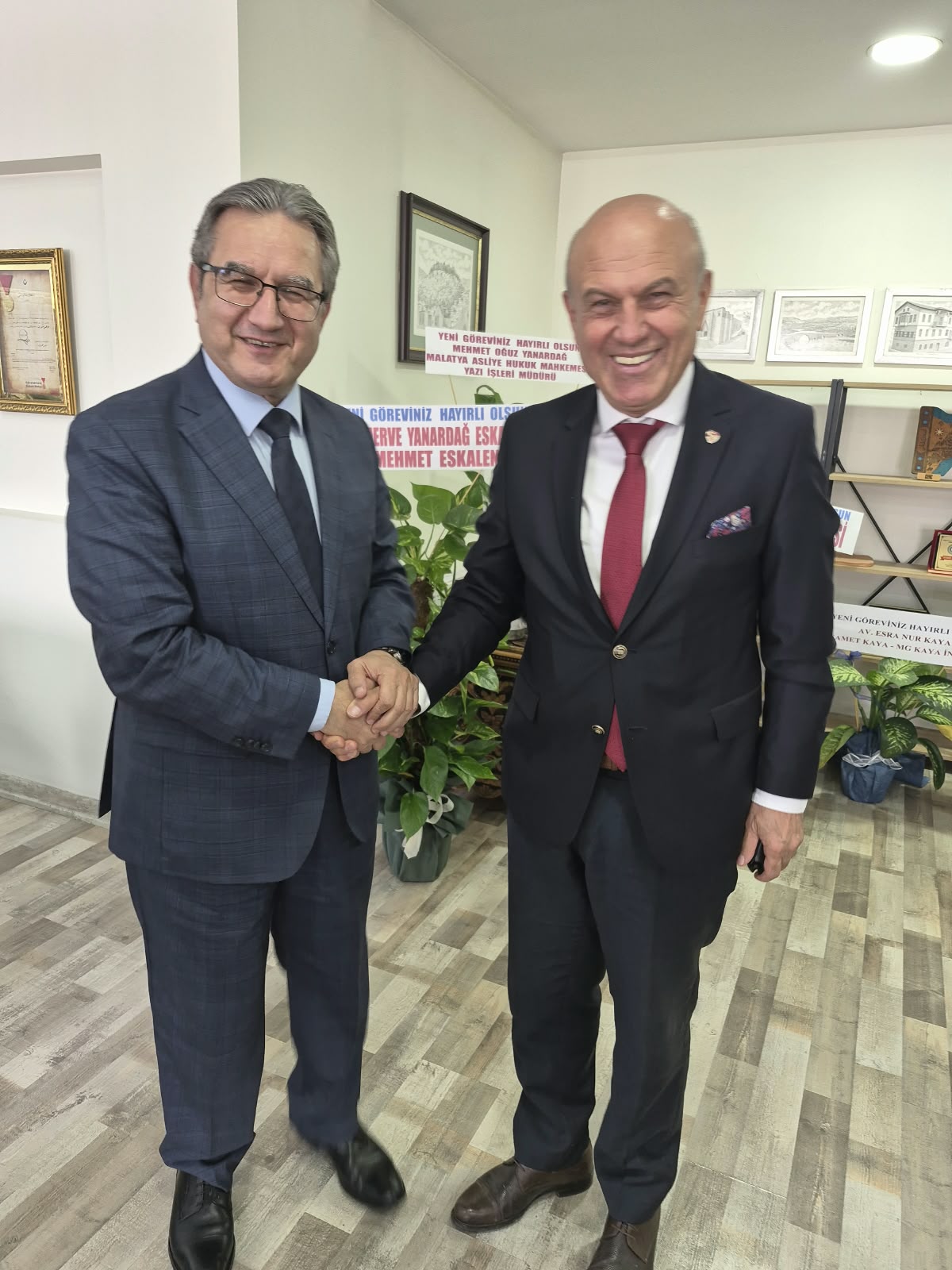 Kahramanmaraş Amatör Spor Kulüpleri Federasyonu (ASKF) Başkanı Ekrem Karaoğlan ve