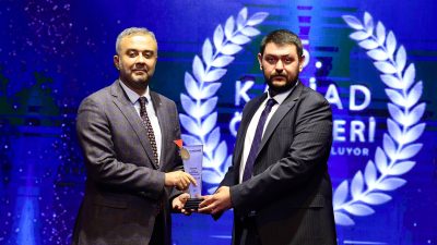Onikişubat Belediye Başkanı Hanifi Toptaş, 5. KASİAD Ödülleri’nde Avrupa ve